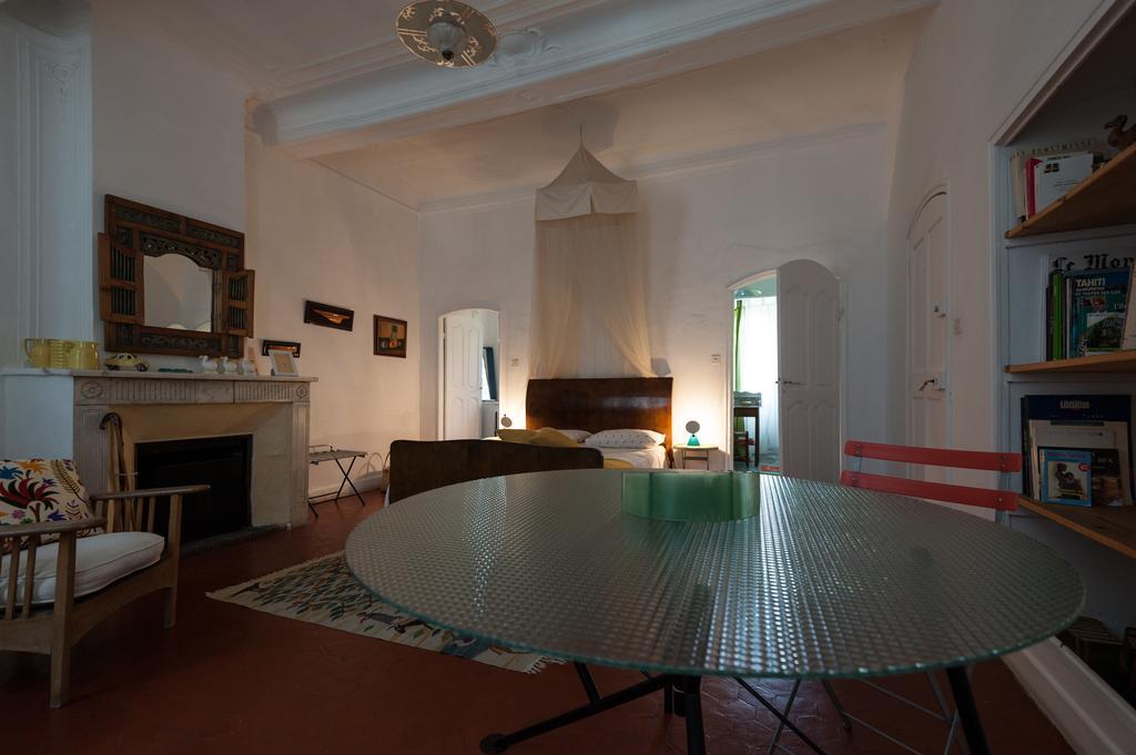 L'Enclos Lorgues Værelse billede
